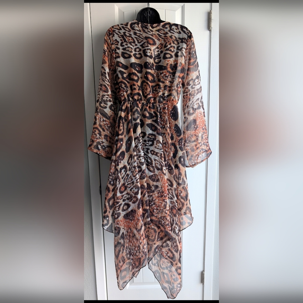 COLORS of INDIA Leopard Print High Low Hem Kimono - Picture 4 of 9